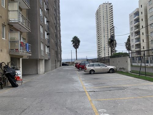 Depto Con Vista Al Mar En Coquimbo Excelente Ubicación
