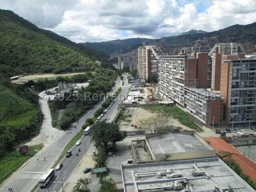 Hermoso Pent-house A La Venta En Montalban Iii #25-13788 Josmary Sanjuan