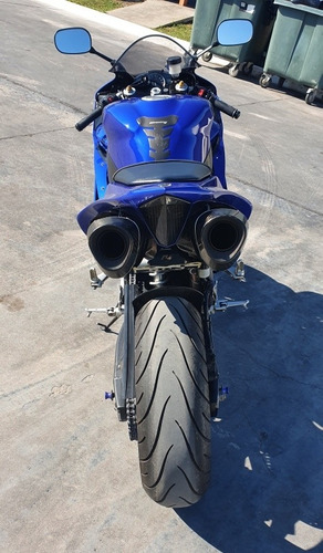 Yamaha R1