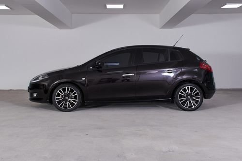 Imagen 2 de 12 de Fiat 2013 Bravo 1.4 T Dynamic