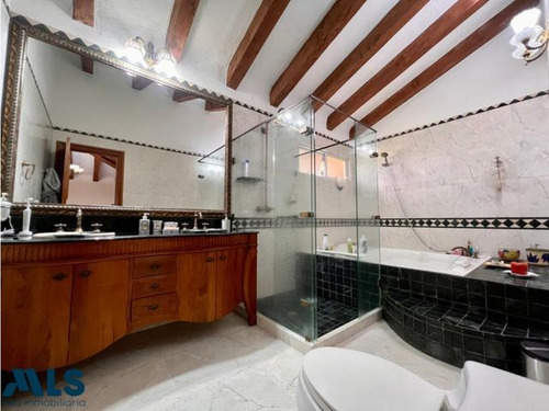 Hermosa Casa Con Excelente Vista Y Ubicación(mls#243503)