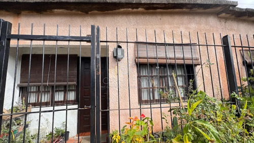 Casa En San Carlos A Pasos De La Terminal De Bus Y Sanatorios
