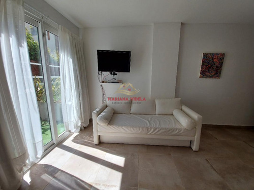 Departamento Monoambiente En Alquiler Anual 12 Meses. Pinamar Centro. Cochera Y Amenities.