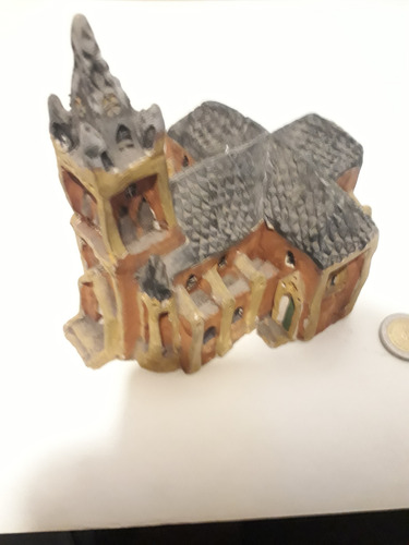 Iglesia De Lujan En Miniatura De Ceramica Terracota (Usado)