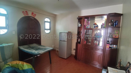 Imagen 2 de 17 de Casa En Venta En Zona Centro De Turmero Aragua 22-26059 Irrr