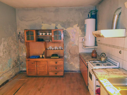 Venta De Dos Casas 3 Amb. Cada Una En San Justo - Buen Estado