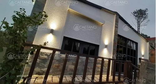 Casa En Manantiales, Balneario Buenos Aires