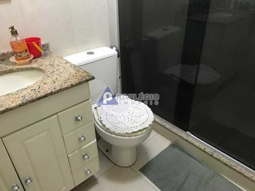 Apartamento À Venda, 2 Quartos, Catete - Rio De Janeiro/rj - 20860