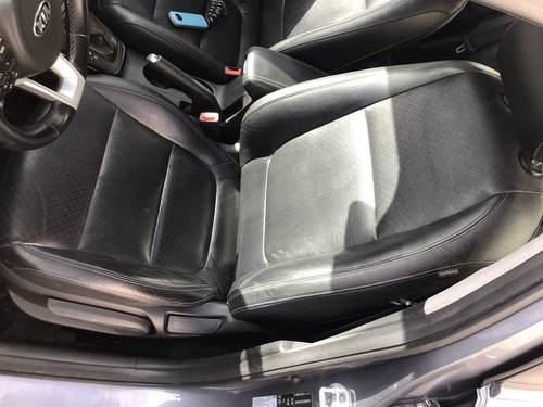 Imagen 14 de 15 de Kia Rio 5 Puertas