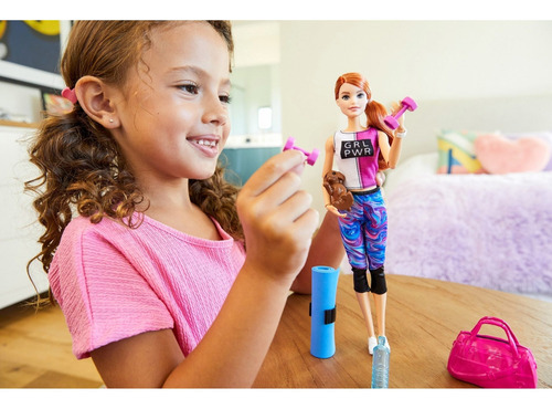 Imagen 6 de 7 de Barbie Fashionista, Día De Spa Yoga