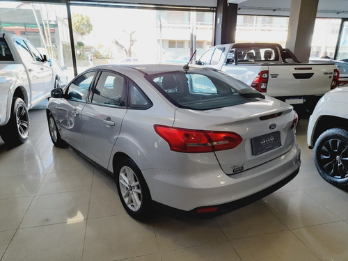 Imagen 12 de 20 de Ford Focus Iii 1.6 Sedan S