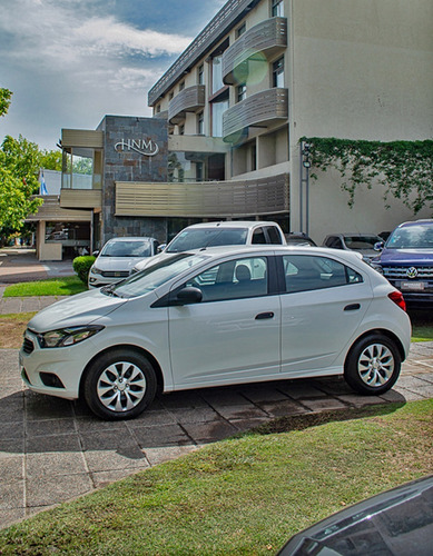 Imagen 3 de 18 de Chevrolet Onix 1.4 Lt