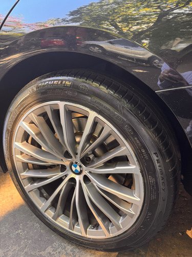 BMW Serie 3 3.0 330i Sedan Sport Line 252cv