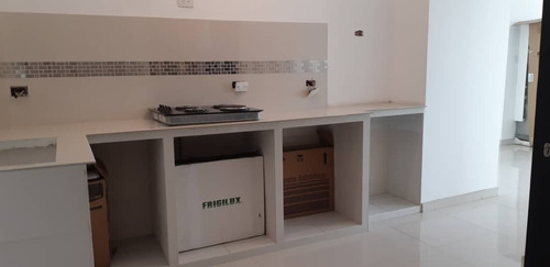 Imagen 3 de 14 de Venta Apto Obra Blanca Valencia Cod. 433372 Mzp 04144146049