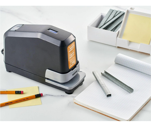Staples Bostitch B8 Powercrown Premium 1/4, Paquete De 5000