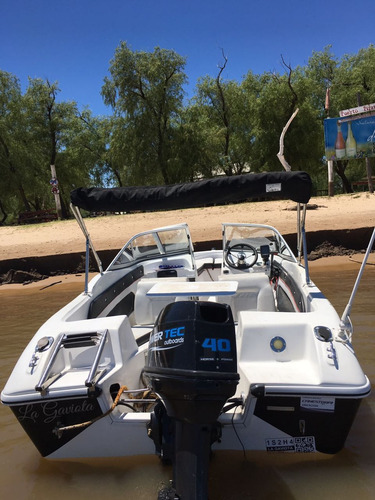 Imagen 6 de 14 de Lancha Open 3v Tango 470 Power Tec 40 Hp Nautica Milione 3