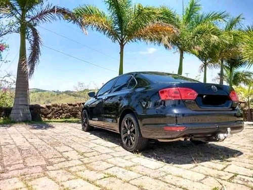 Volkswagen Jetta 2011 2.0 Comfortline Flex 4p Automática
