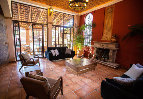 Casa En Renta Con Alberca Calefactada, 5 Recámaras En Los Frailes San Miguel De Allende