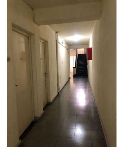 Imagen 25 de 30 de Venta Departamento Céntrico 1 Dormitorio Y Comodín!