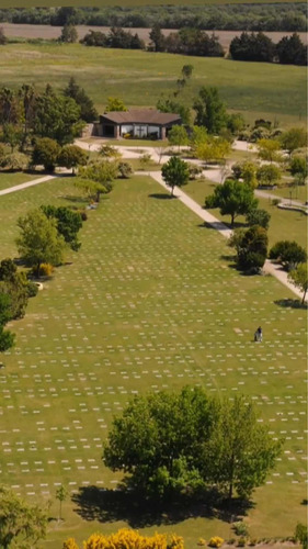 Imagen 2 de 4 de Vendo Parcela En Cementerio Privado Parque Del Sol