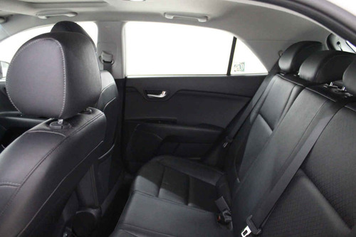 Imagen 11 de 15 de Kia Kia Rio Hb 2018 5p Hb Ex Pack, Ta6, Ve, Qc, Piel, F. Ni