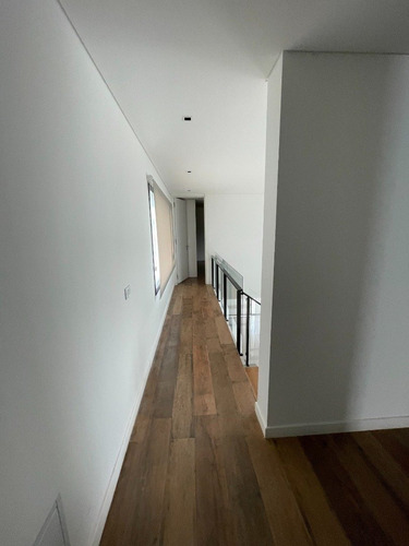 Imagen 7 de 21 de Casa Cinco Ambientes