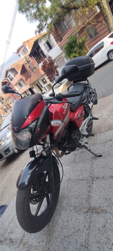 Moto Pulsar 220s