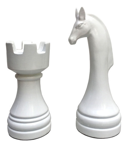 Par De Piezas De Ajedrez Grandes Caballo Y Torre