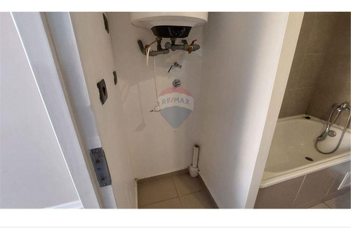 Arriendo Cómodo Dpto. 1 Dormitorio En Av. Ecuador