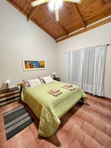 Imagen 13 de 14 de Cómoda Casa En Tandil, Dos Dormitorios, Un Baño.