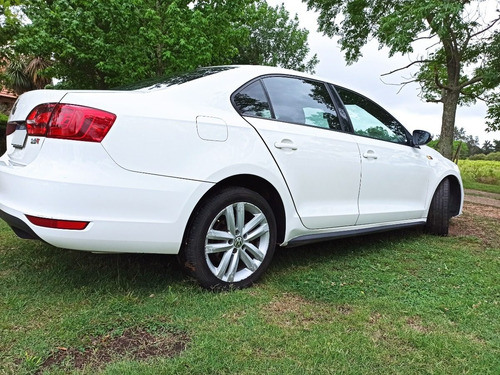 Imagen 4 de 15 de Volkswagen Vento Gli 2.0