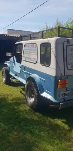 Jeep 4x4. Motor Chevrolet 230,caja Zf, Carrocería Potro.