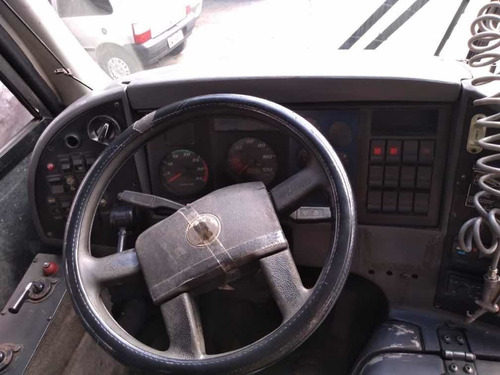 Volkswagen Busscar Mwm 24 Lugares