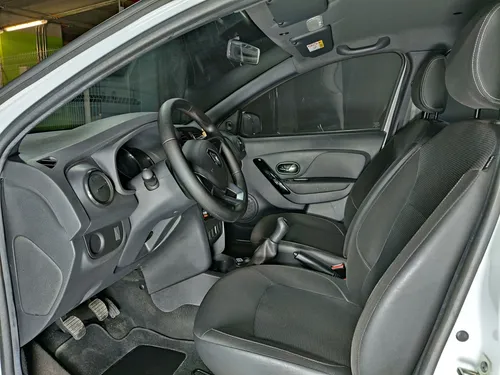 Renault Logan 1.6 Life Plus