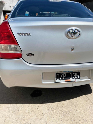 Toyota Etios 1.5 Sedan Xs 2015