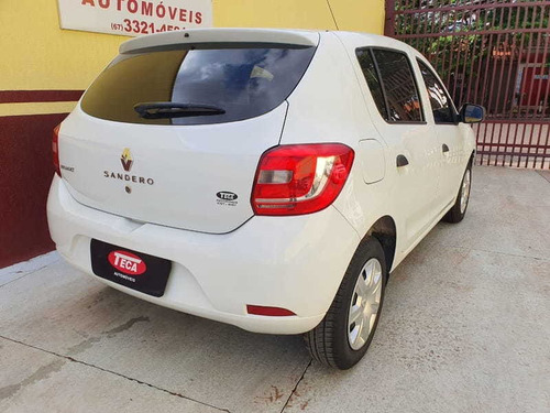 Renault Sandero Auth 10