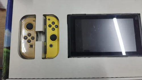Nintendo Switch Pokemon Lets Go Pikachu Cib + Poké Ball Plus