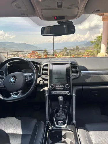 Renault Koleos 2.5 Intens 4X4 Bose