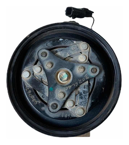 Imagem 4 de 4 de Compressor Do Ar Condicionado Renault Kwid 1.0 3cc 2018 2019