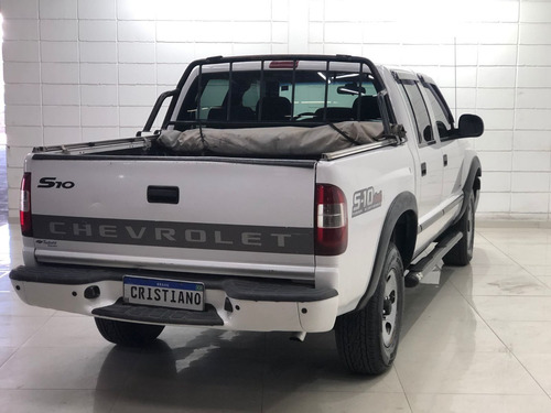 Imagem 2 de 12 de Chevrolet