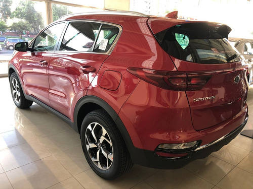 Imagen 3 de 14 de Kia Sportage Desire Mecanica 2022