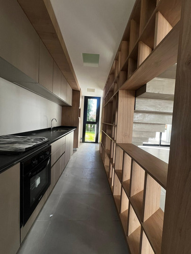 Casa Dúplex En Venta En Arguello, Córdoba
