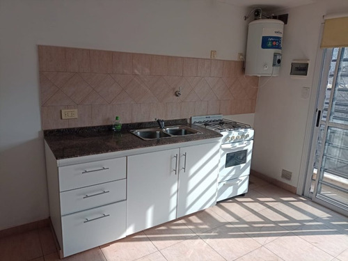 Imagen 7 de 7 de Departamento De 2 Ambientes En Viamonte 1673 Banfield