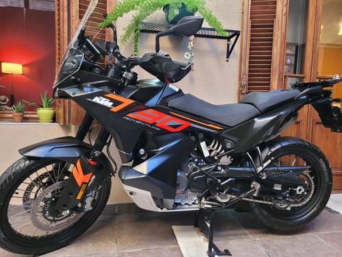 Ktm 790 Adventure S 2024. 4800km. Accesorios. Quic. Permuto