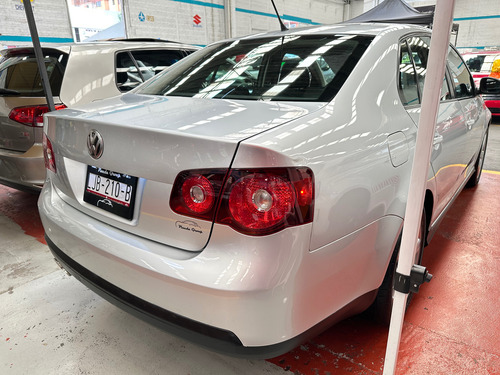 Volkswagen Bora 2.5 Style Tiptronic Bt At