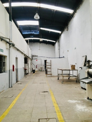 Imagen 4 de 11 de Galpon En Venta En Ituzaingo Norte