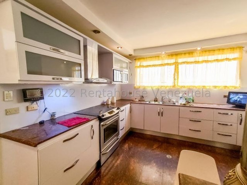 Imagen 13 de 18 de En Vente Hermosa Casa Ubicada En Lomas De La Trinidad, Mls #22-19304 Karina Sanchez 04143355086