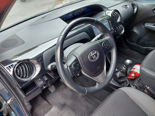 Imagen 6 de 15 de Toyota Etios 2017 1.5 Sedan Xls