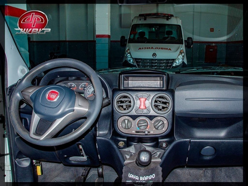 Fiat Doblo 1.8 Essence 7 Lugares 2017