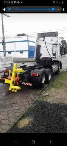 Imagem 2 de 3 de Iveco Stralis 420